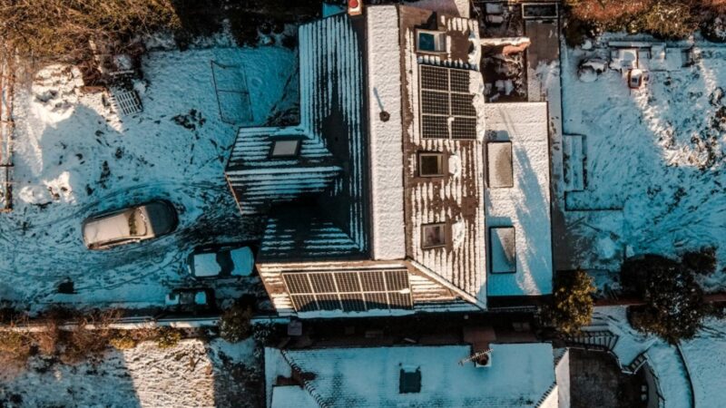 Do solar panels work in winter? A guide to powering your home in cold weather