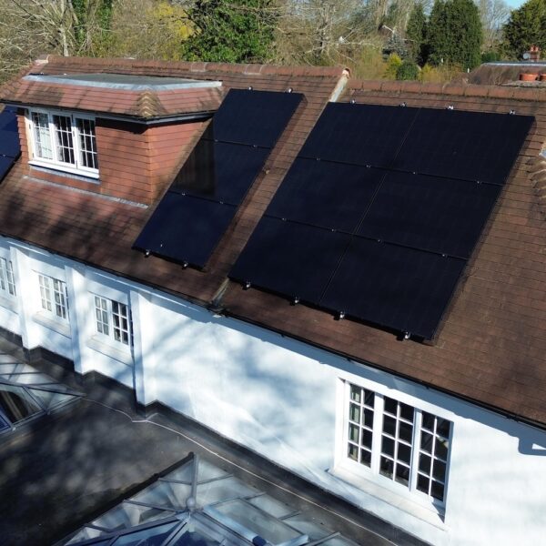 Read more about the article What roof is best for solar panels?